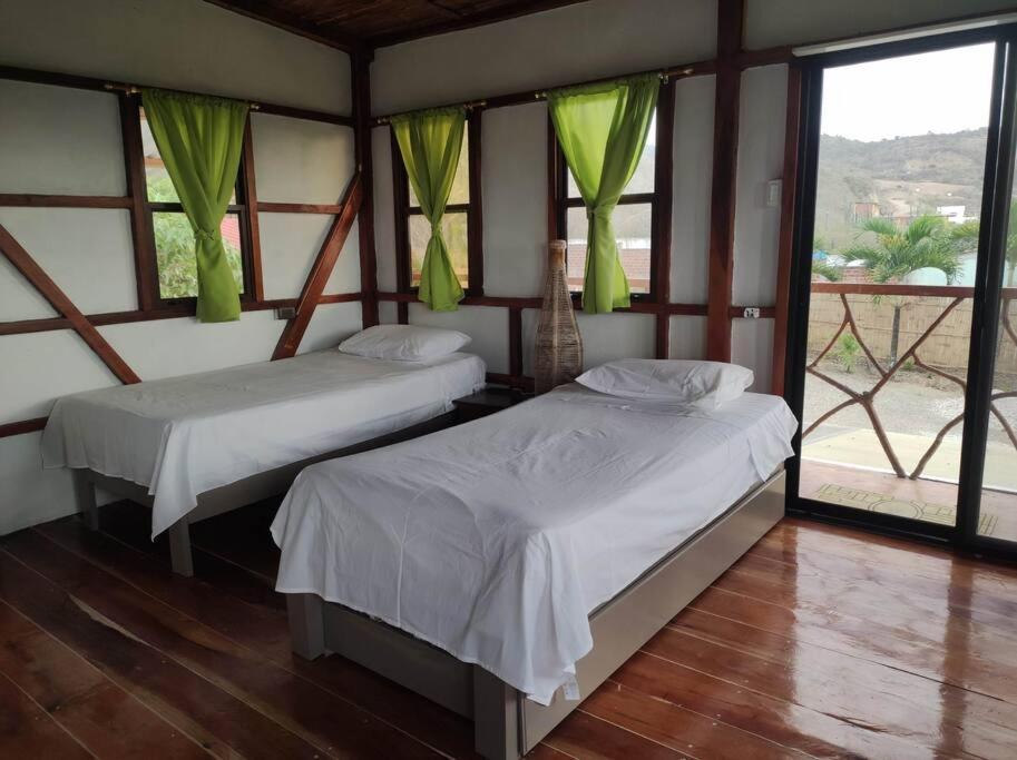 Cayo Ecovillage Puerto Cayo Εξωτερικό φωτογραφία